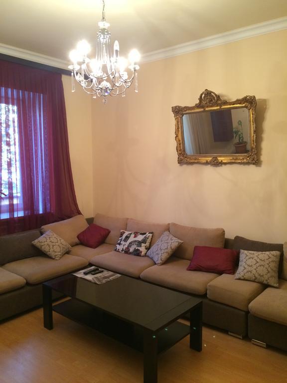 Apartment On Hanrapetutyan Street Jerevan Eksteriør bilde